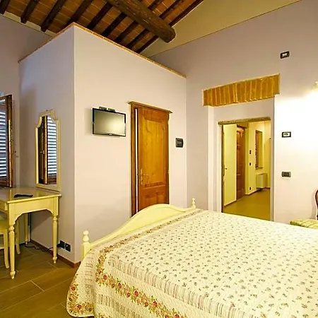Relais La Leopolda 3*
