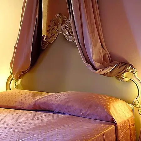 Relais La Leopolda 3*