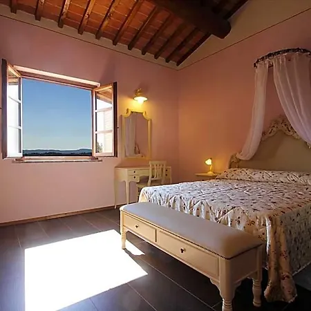 Relais La Leopolda Bed & Breakfast 3*