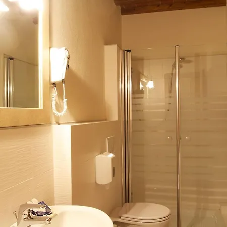 Relais La Leopolda فندق مبيت وإفطار كورتونا
