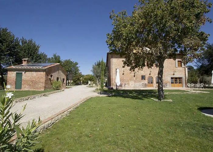 Relais La Leopolda Bed and Breakfast 3*